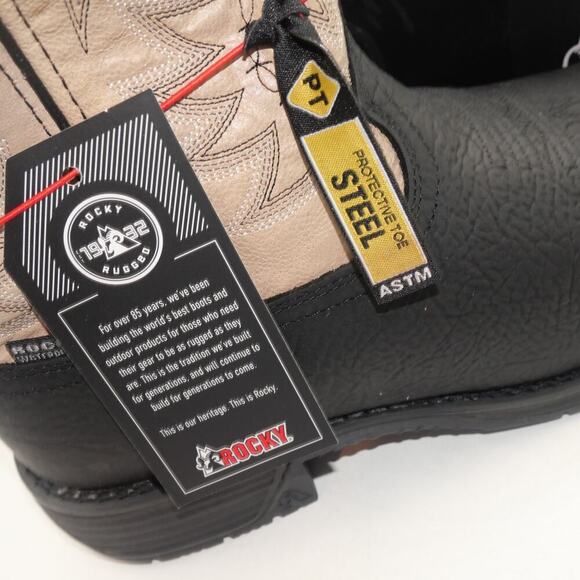 NEW Rocky Men\'s 7 Wide 11\